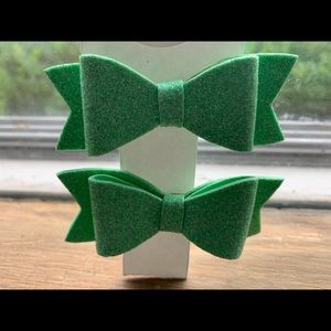 Pair of green hair bows
